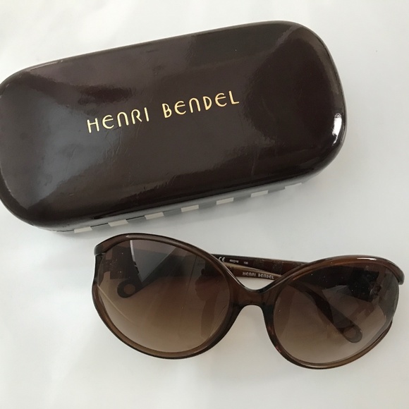 HENRI BENDEL Designer Fashion Sunglasses - Picture 1 of 4